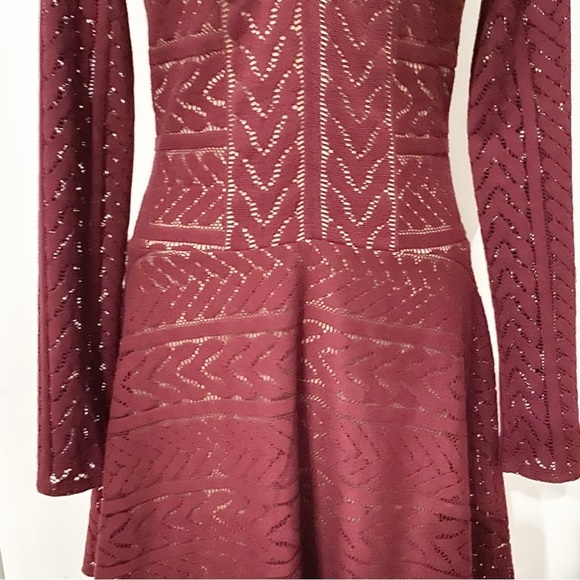 Bcbgmaxazria KINLEY BURGUNDY LONG SLEEVE V-NECKLINE SKATER MINI DRESS - Picture 6 of 13